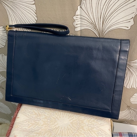 Lou Taylor Navy Clutch Wristlet with Swivel Interior Gold Mirror Italy Vintage - Picture 1 of 16